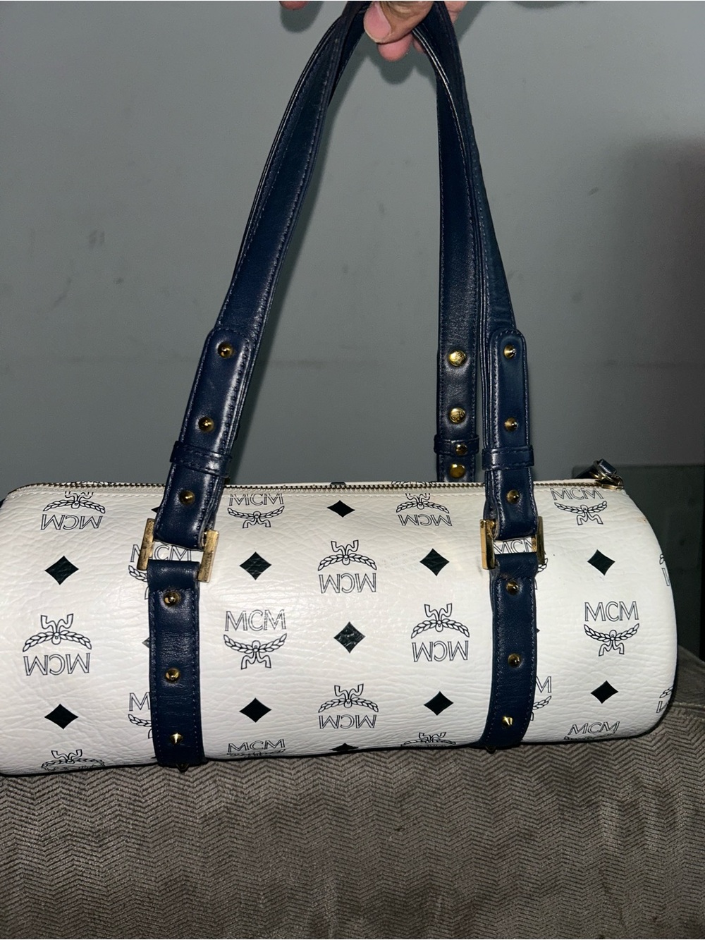 MCM White & Navy Visetos Barrel Bag with Gold Hardware - Picture 2 of 8